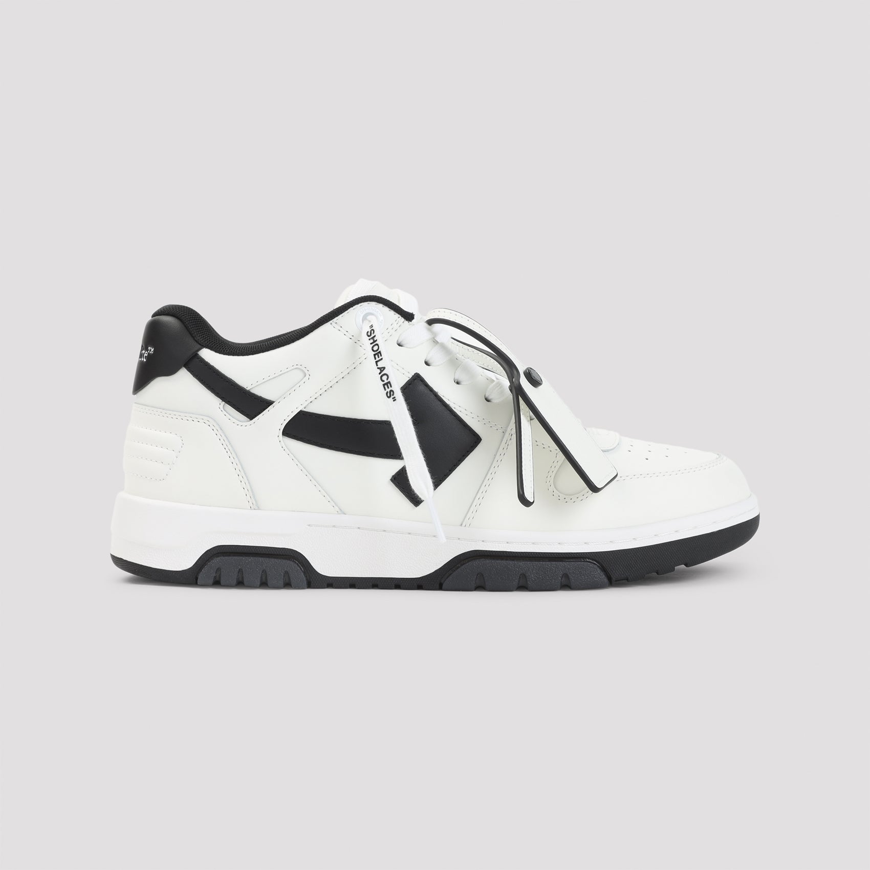 Off-White Sneakers - White | 00b574e87bd9ad493ef17b66a36477c09972cae8