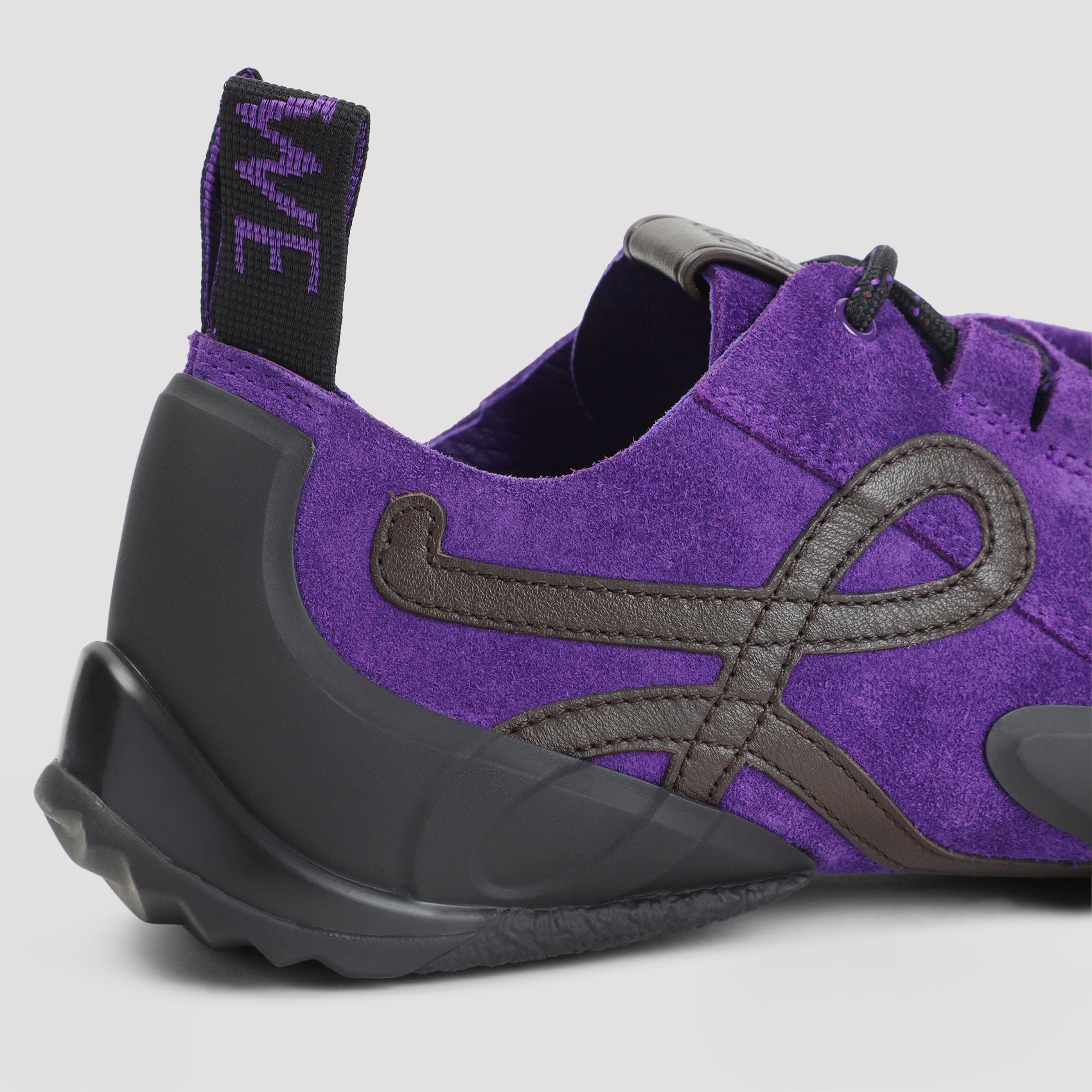 Loewe Grip Sneakers - WOMEN SHOES - LOEWE - T.Luxy