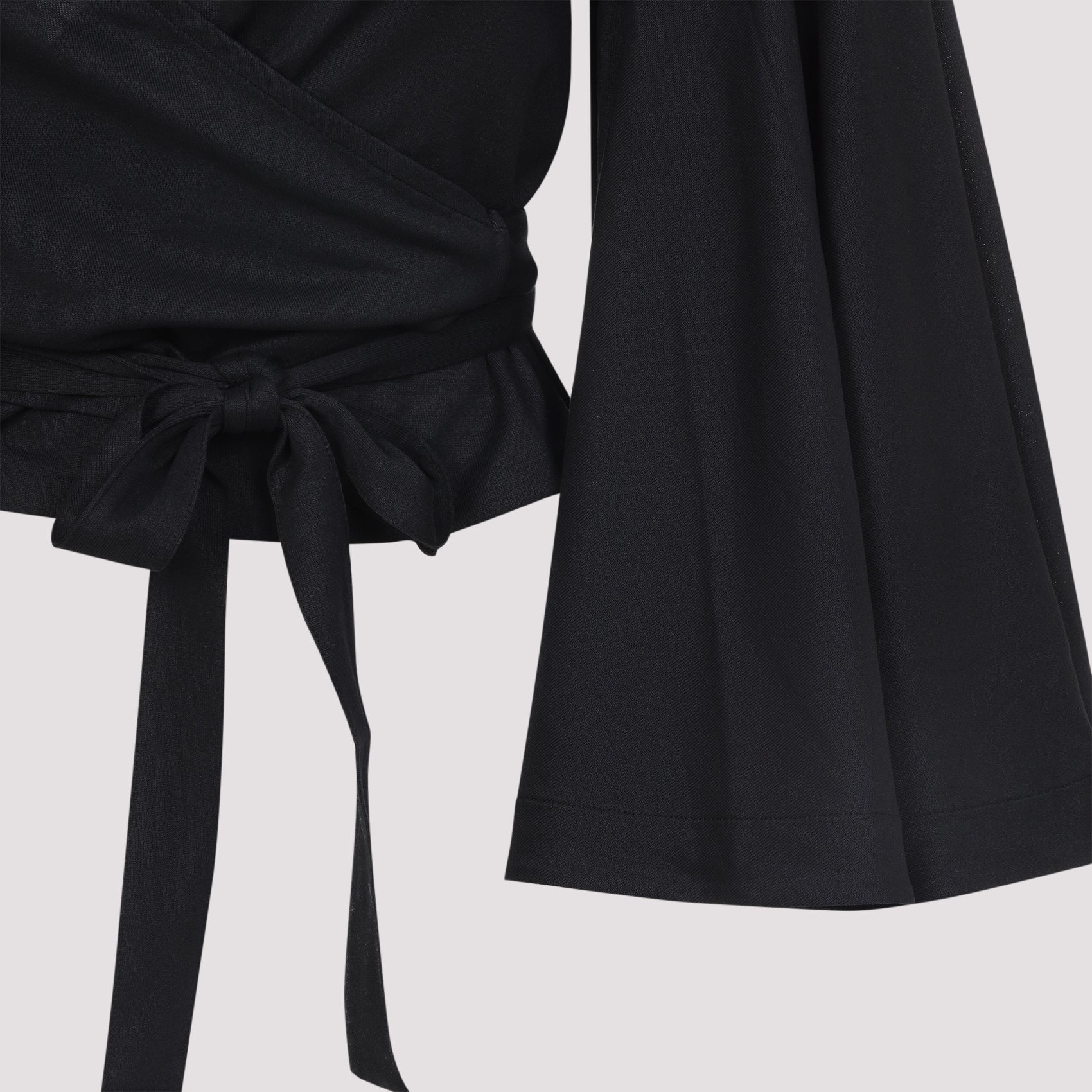 Jacquemus Tops - Black | ea36591656376d80d2ce1adecb0d0c8e19567163