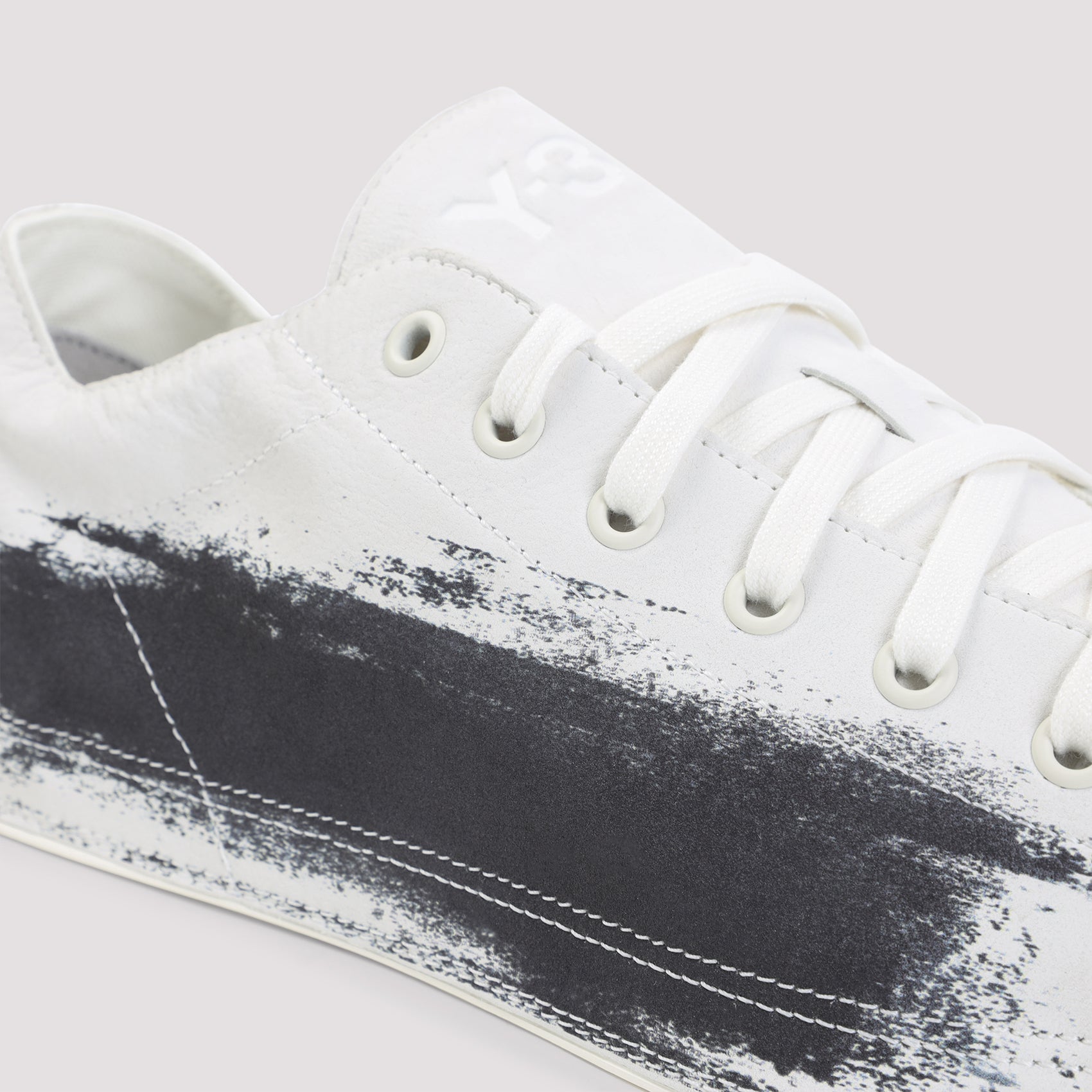 Y 3 Sneakers - White | bf7d713fdf383a3290eb50b5513d95a29975a4ab