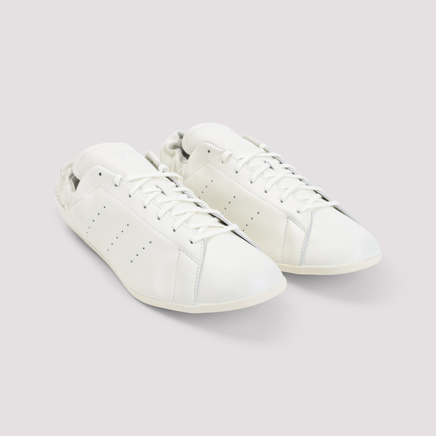 Y 3 Sneakers - White | 2b290bb6d3f88187cb8ada749592becd563203b7