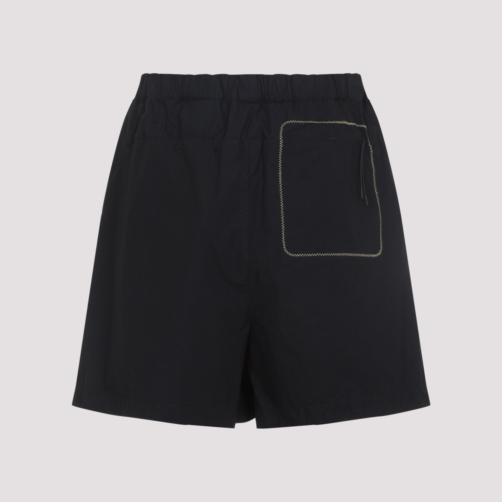 Moncler Bermuda - Black | eaebb28dc67e0dcbe6782aab7304f184c11a2b1d