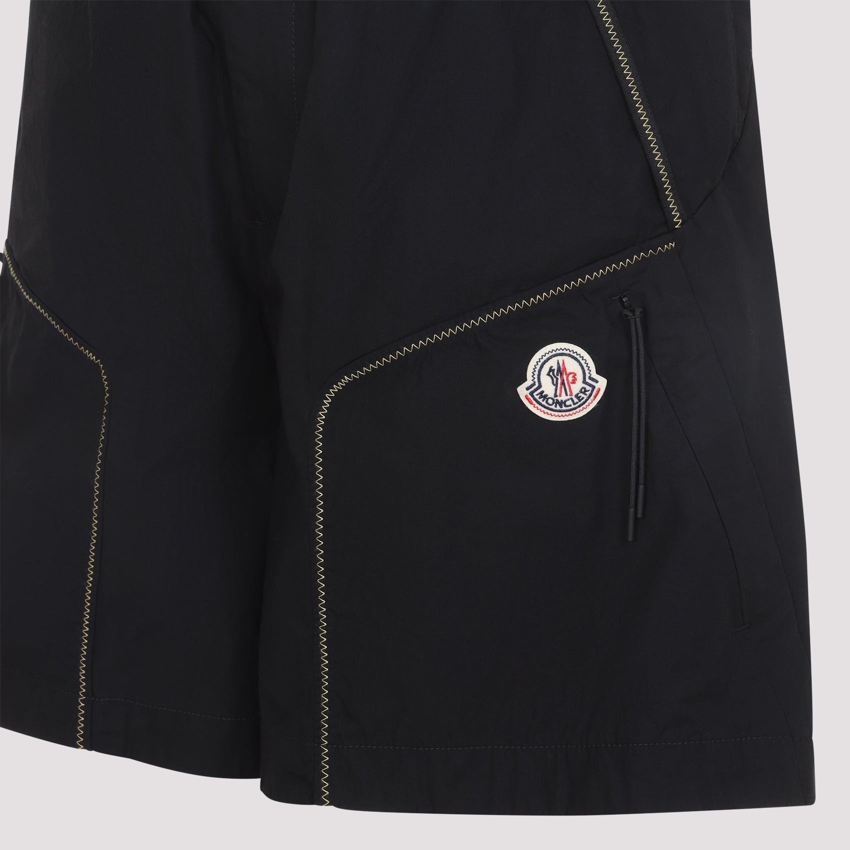 Moncler Bermuda - Black | b41182d0b32e08449f4e9450d986b4929d928a46