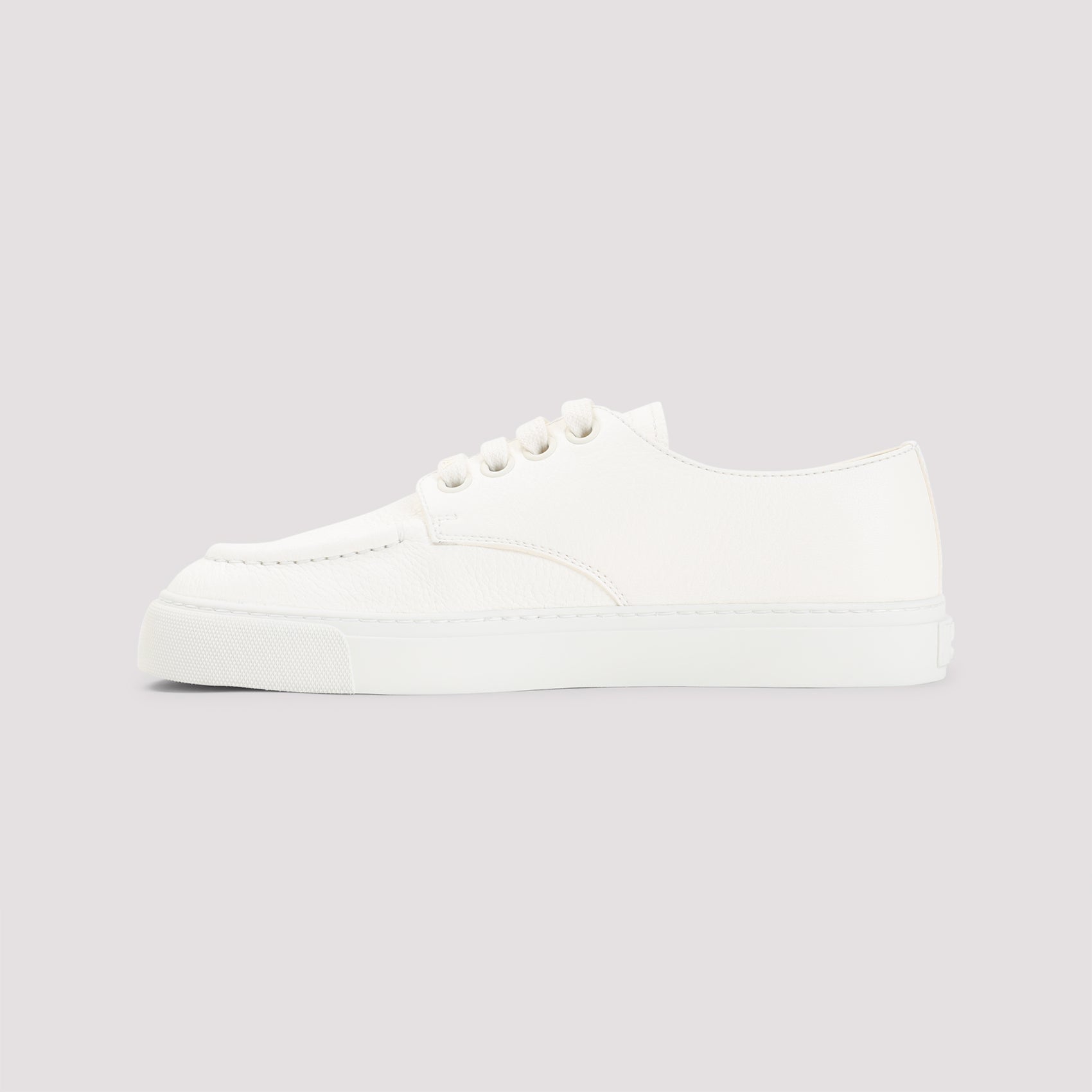 Prada Sneakers - White | 63544c88ff5f98d21b6b07e6e5477e08f07aa7db
