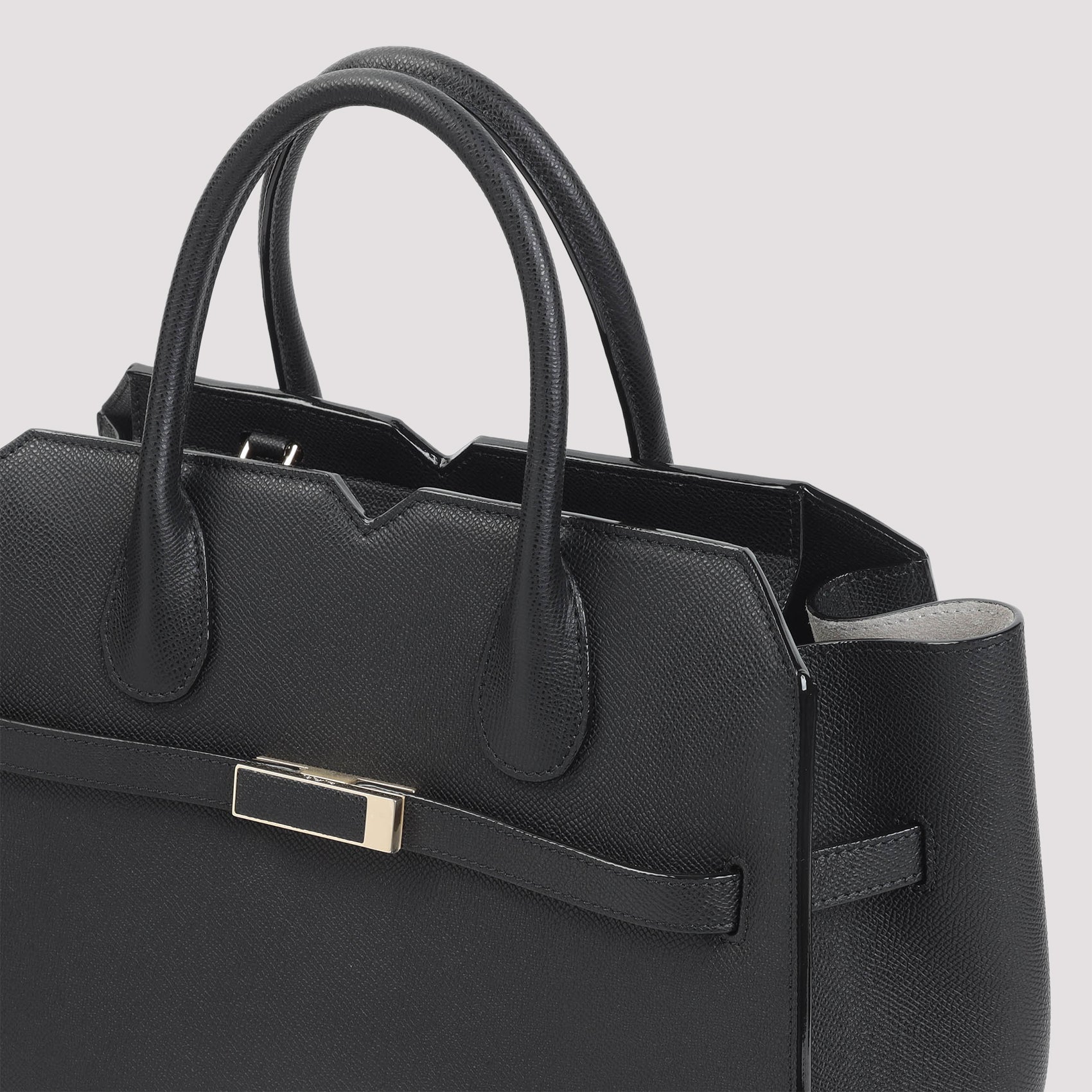 Valextra Shoulder Bags - Black | fb5fbf192f4b5c8631c8e133987f140f18c1b508