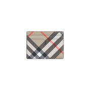 Burberry Credit card case - Nude & Neutrals | 1dc2031ab7bf6b1e7709343fa429670072585946