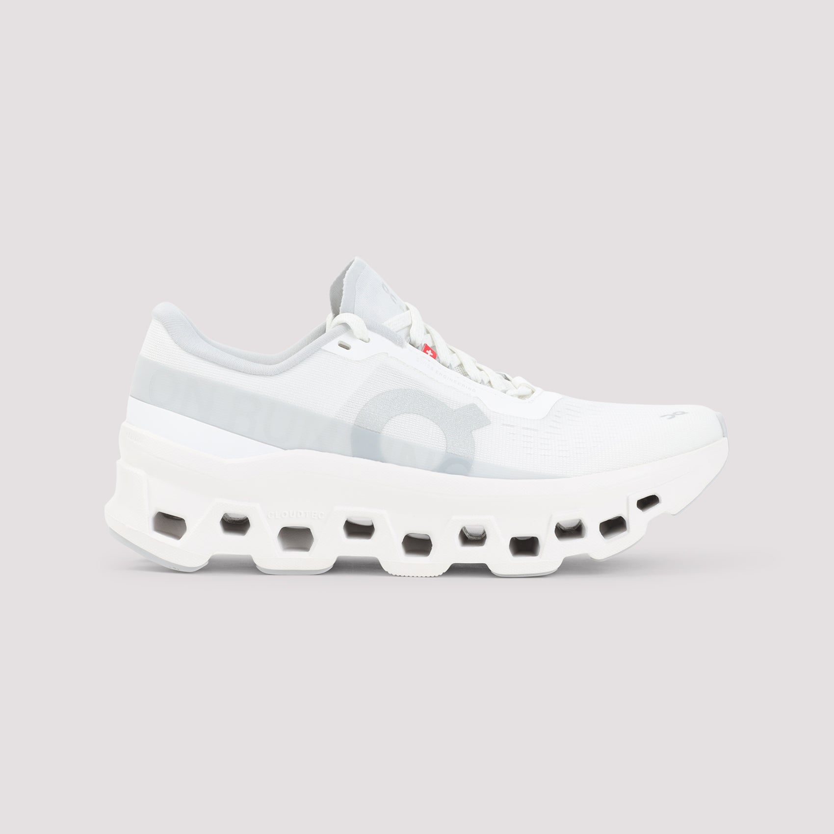 On Sneakers - White | fc4a716633518b769ae711c36be7cefdc8a4a9e8