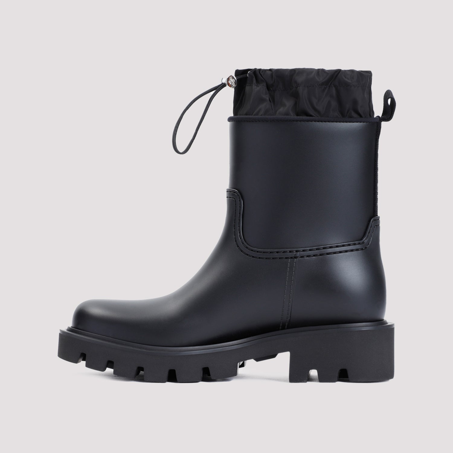 Moncler Sneakers - Black | 3231c182c6312ed658ad8d9622ce2a268c005b63