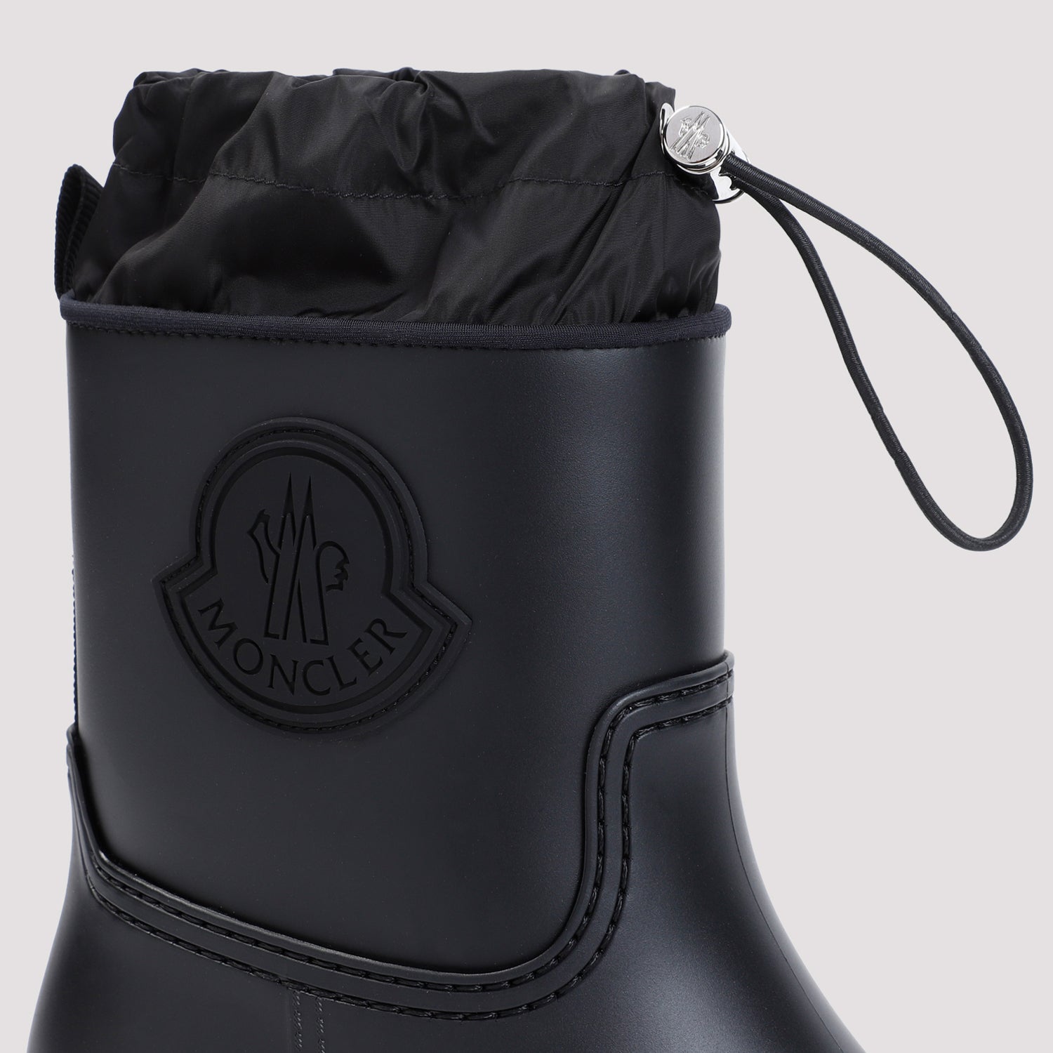 Moncler Sneakers - Black | d844da93b60c7220fbc417c9403f68d5b3516215