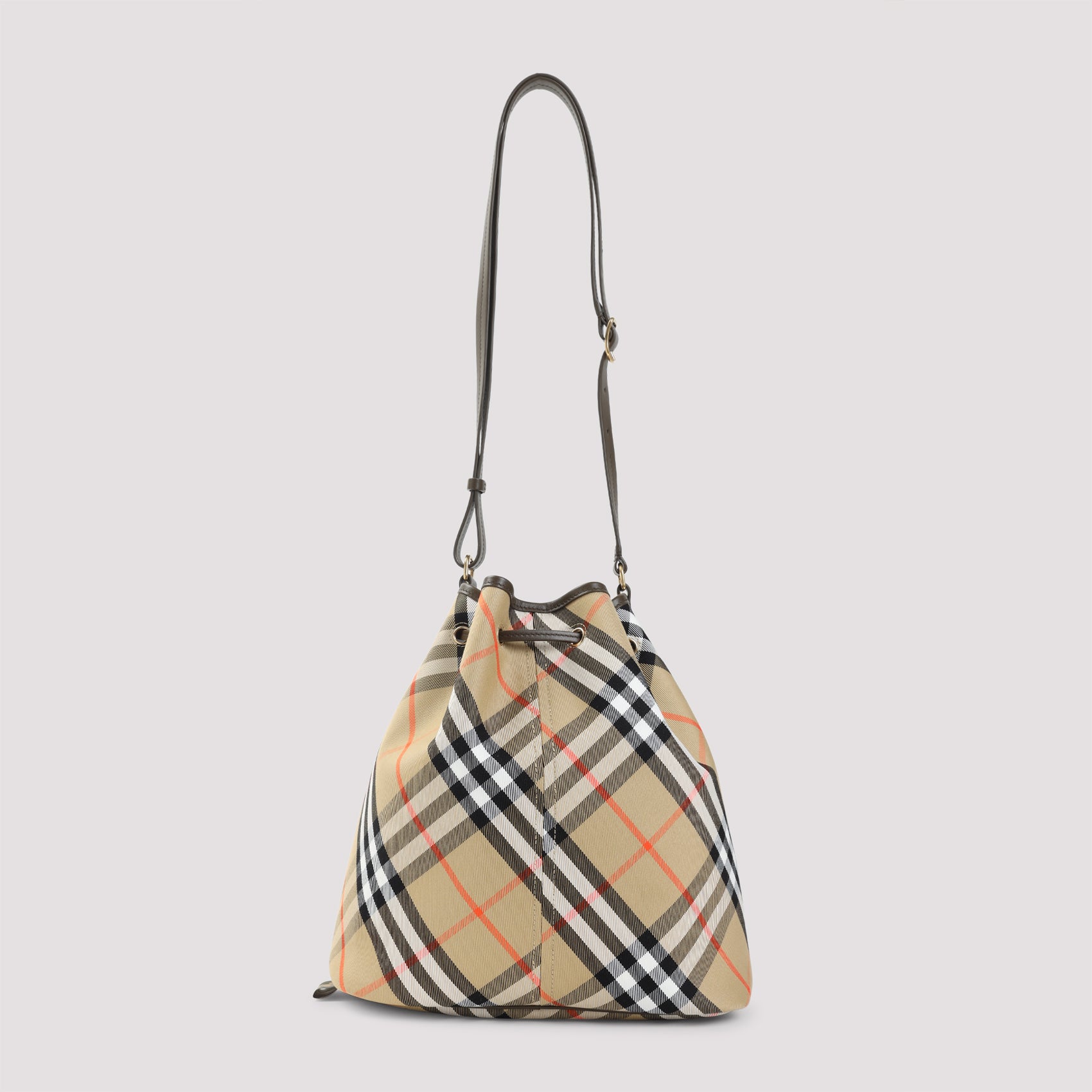 Burberry Shoulder Bags - Nude & Neutrals | 176d99fc0dbfa8ed61faea0c8bab076e5ebc56ac