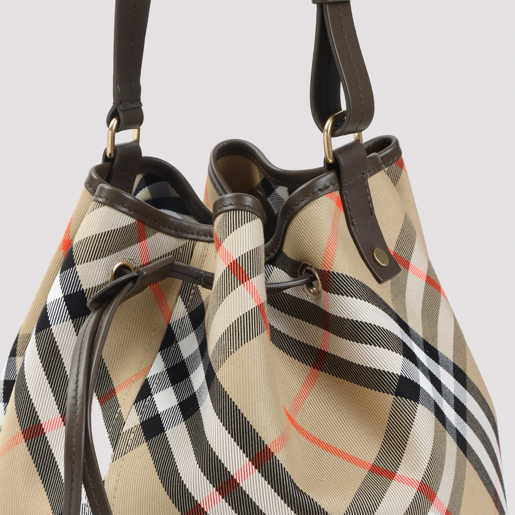 Burberry Shoulder Bags - Nude & Neutrals | 193157eaba20e71ca46a33b16d01d0f1ac7c9c3f