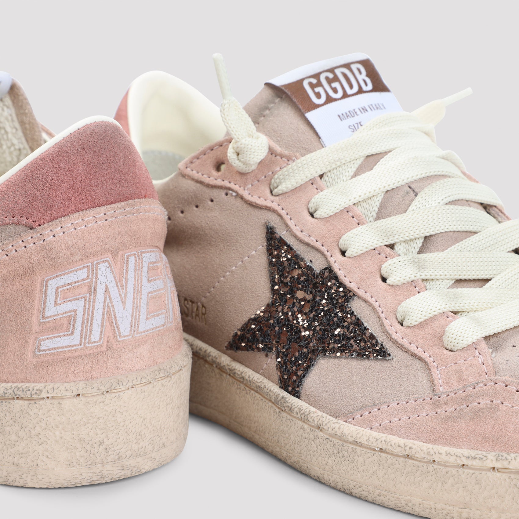 Golden Goose Ballstar Sneakers - WOMEN SHOES - Golden Goose - T.Luxy