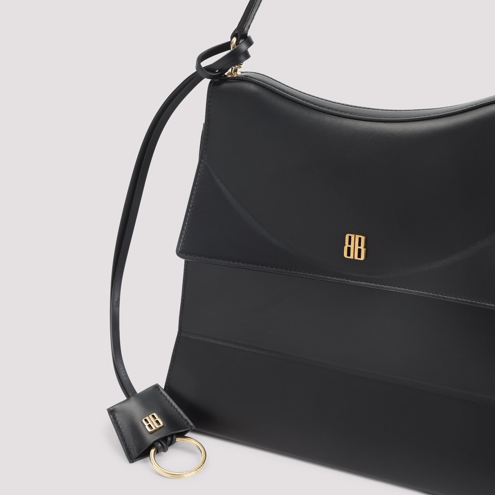 Balenciaga Shoulder Bags - Black | 718da5cc3d0f3e5106d3da5550da2789ae4ef902